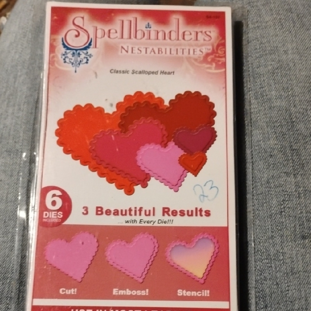 Spellbinders Nestabilities Classic Scalloped Heart Dies